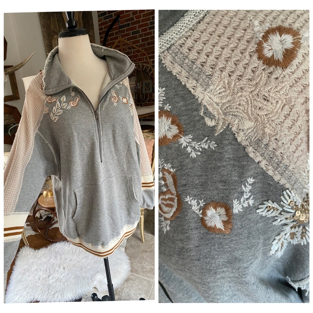 Buckle Embroidered Pullover